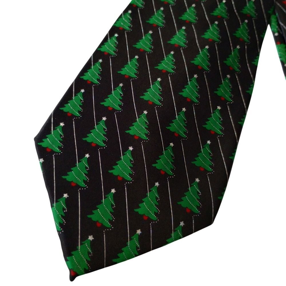 Holidays Mens Christmas Tree Silk Necktie Black Green Festive Winter Seasonal